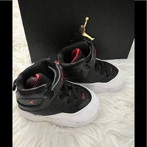 Air Jordan Toddler B’Loyal (TD) Sz 4C